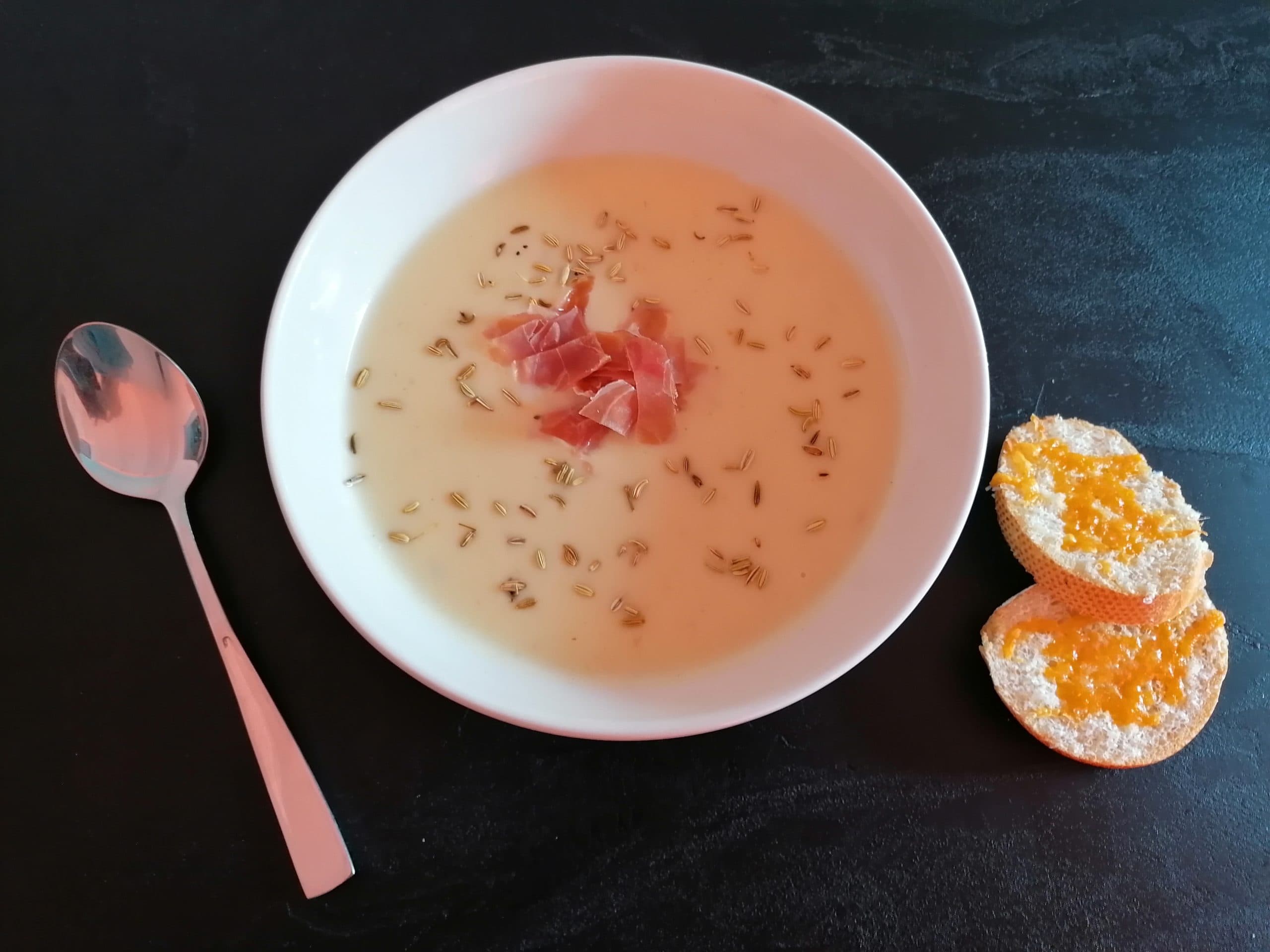 Cauliflower cheese soup