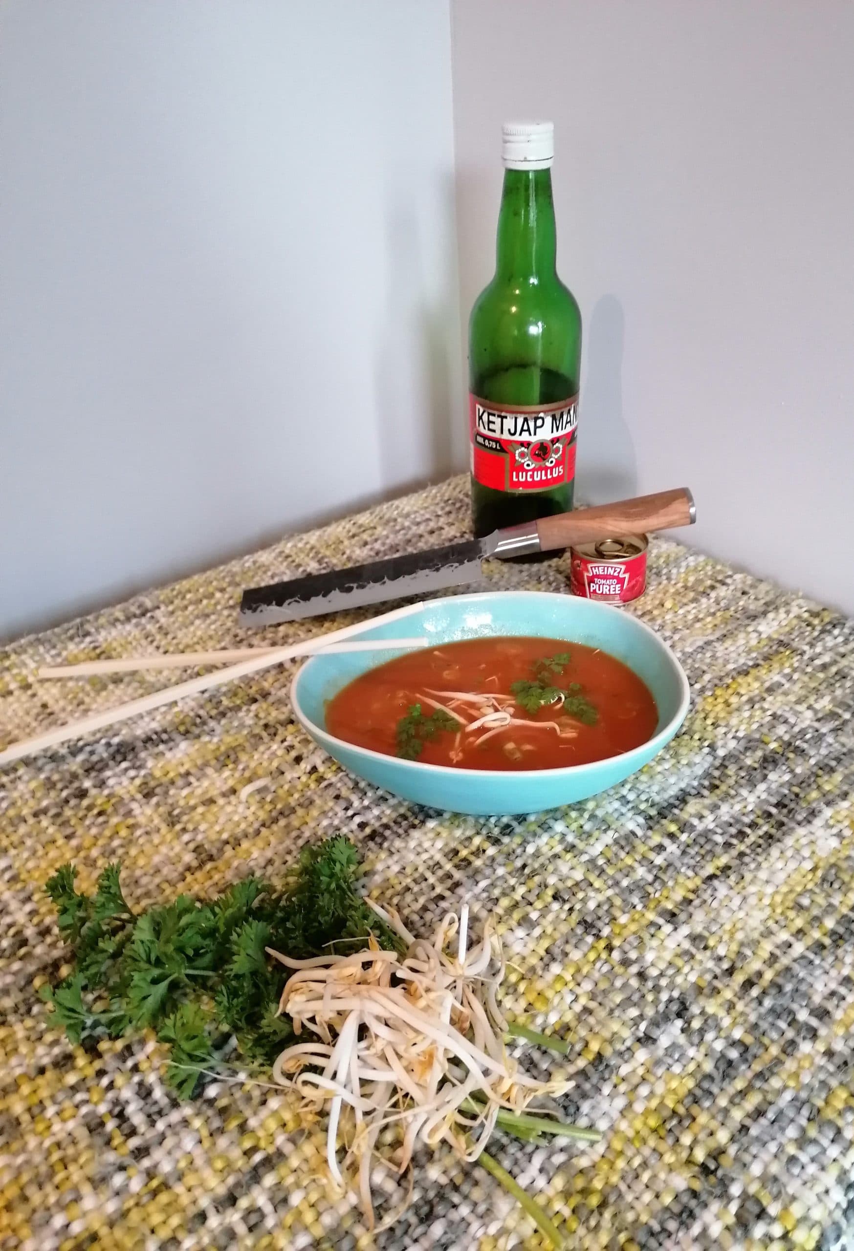 Chinese tomato soup