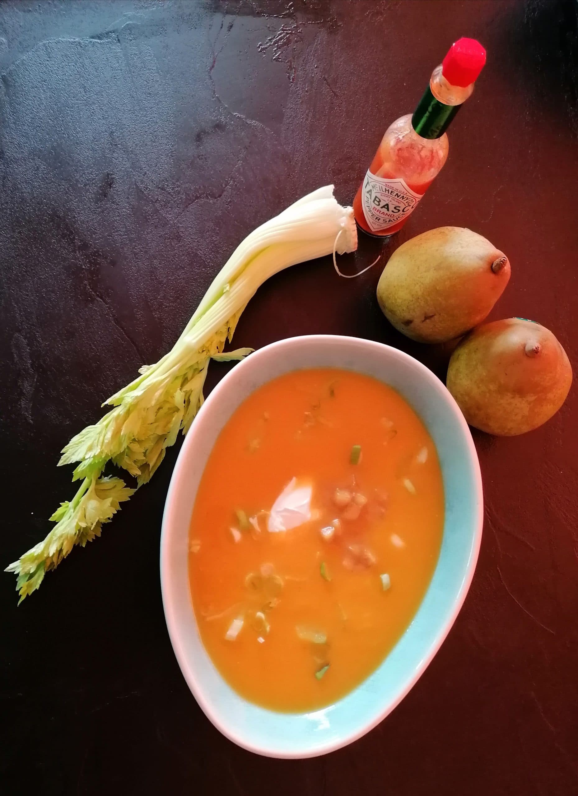 Pumpkin soup with caramelized pear